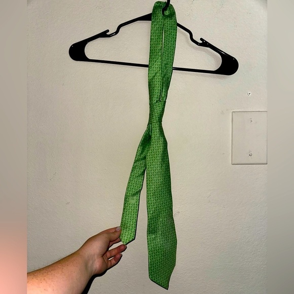 Fendi green printed silk mens tie made in Italy - Picture 2 of 8